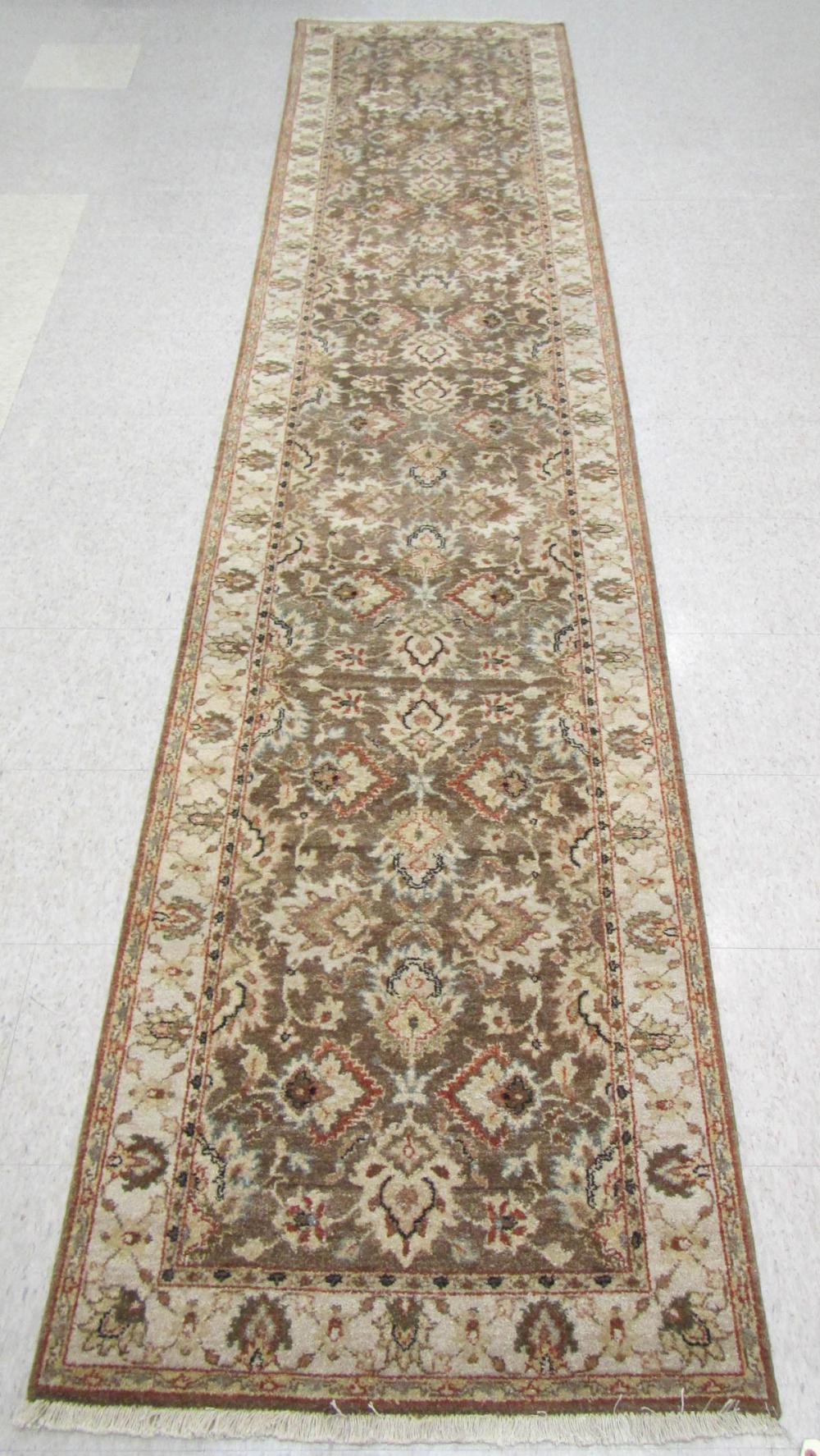 HAND KNOTTED ORIENTAL RUNNER INDO PERSIAN  3159ae
