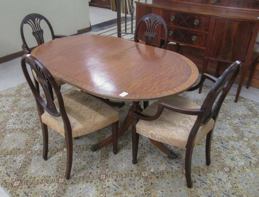 FEDERAL CENTENNIAL MAHOGANY DINING TABLE