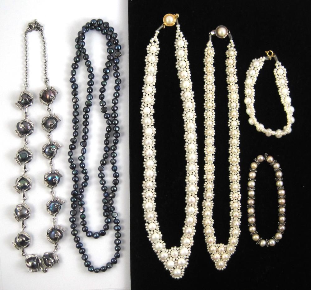 SIX ARTICLES OF PEARL JEWELRY  315a7c
