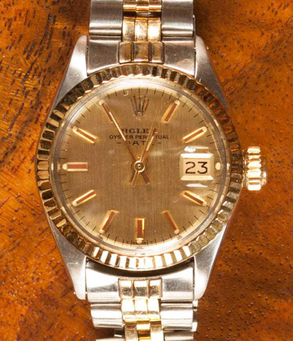 LADY'S ROLEX OYSTER PERPETUAL DATE