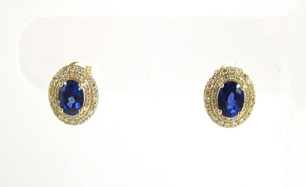 PAIR OF SAPPHIRE AND DIAMOND STUD