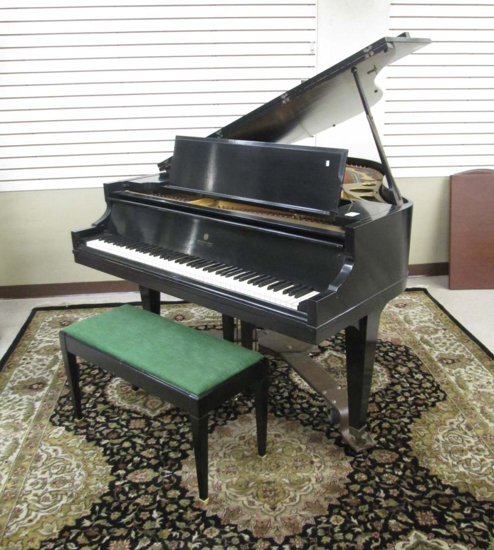 EBONIZED VIOLAGRAND PIANO WITH 315b75