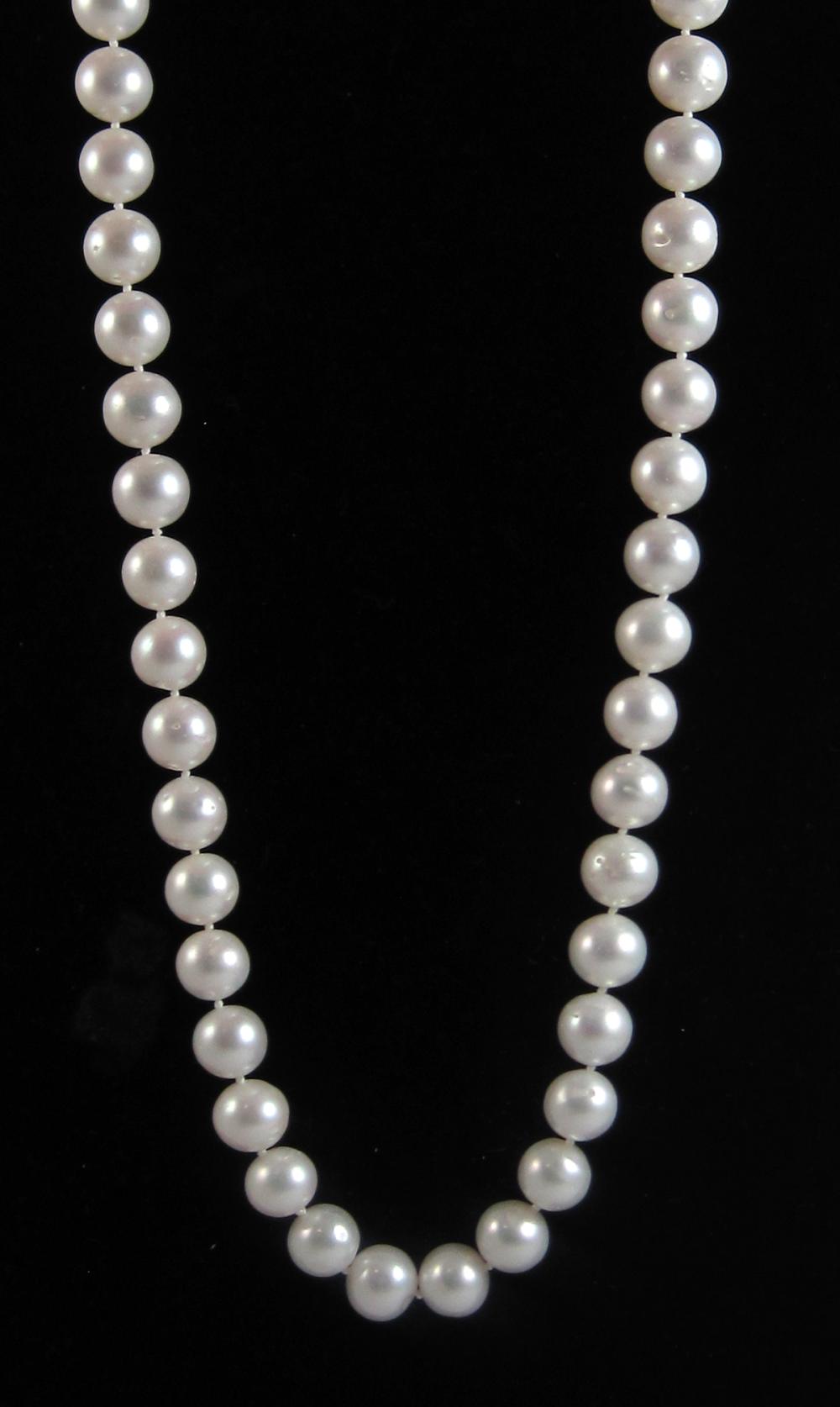 OPERA LENGTH FRESHWATER PEARL NECKLACE.