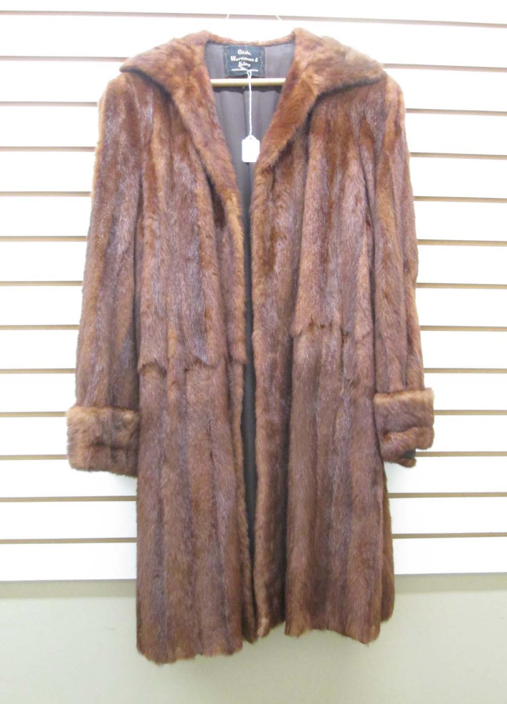 LADY'S MINK COAT, BROWN FUR, WITH