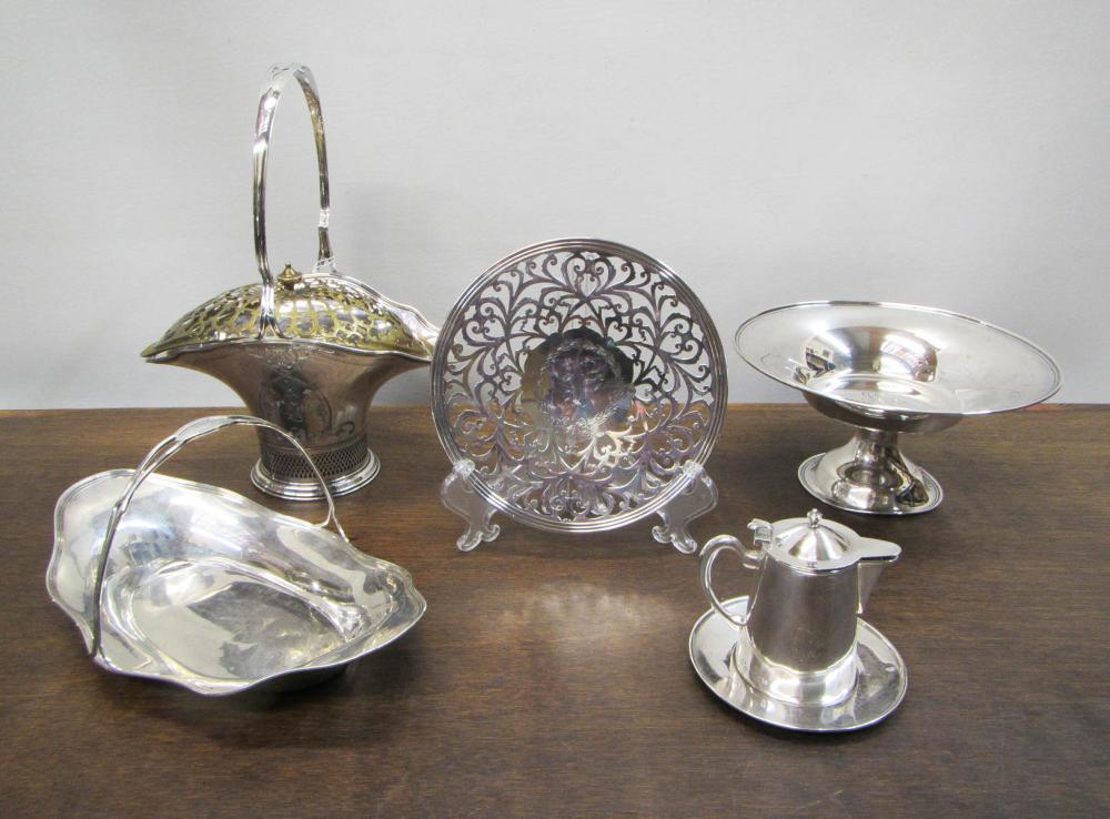 SIX STERLING SILVER TABLEWARE ITEMS,