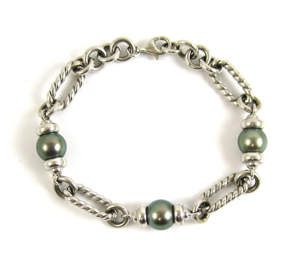 TAHITIAN PEARL AND WHITE GOLD BRACELET  315cb5