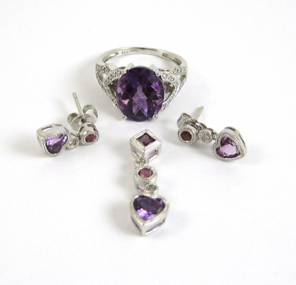 FOUR ARTICLES OF AMETHYST AND WHITE 315cbe