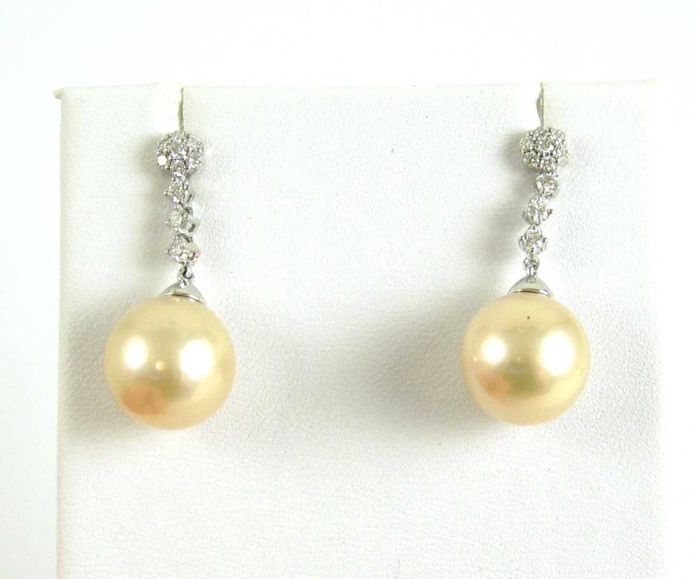 PAIR OF PINK PEARL AND DIAMOND 315e0a