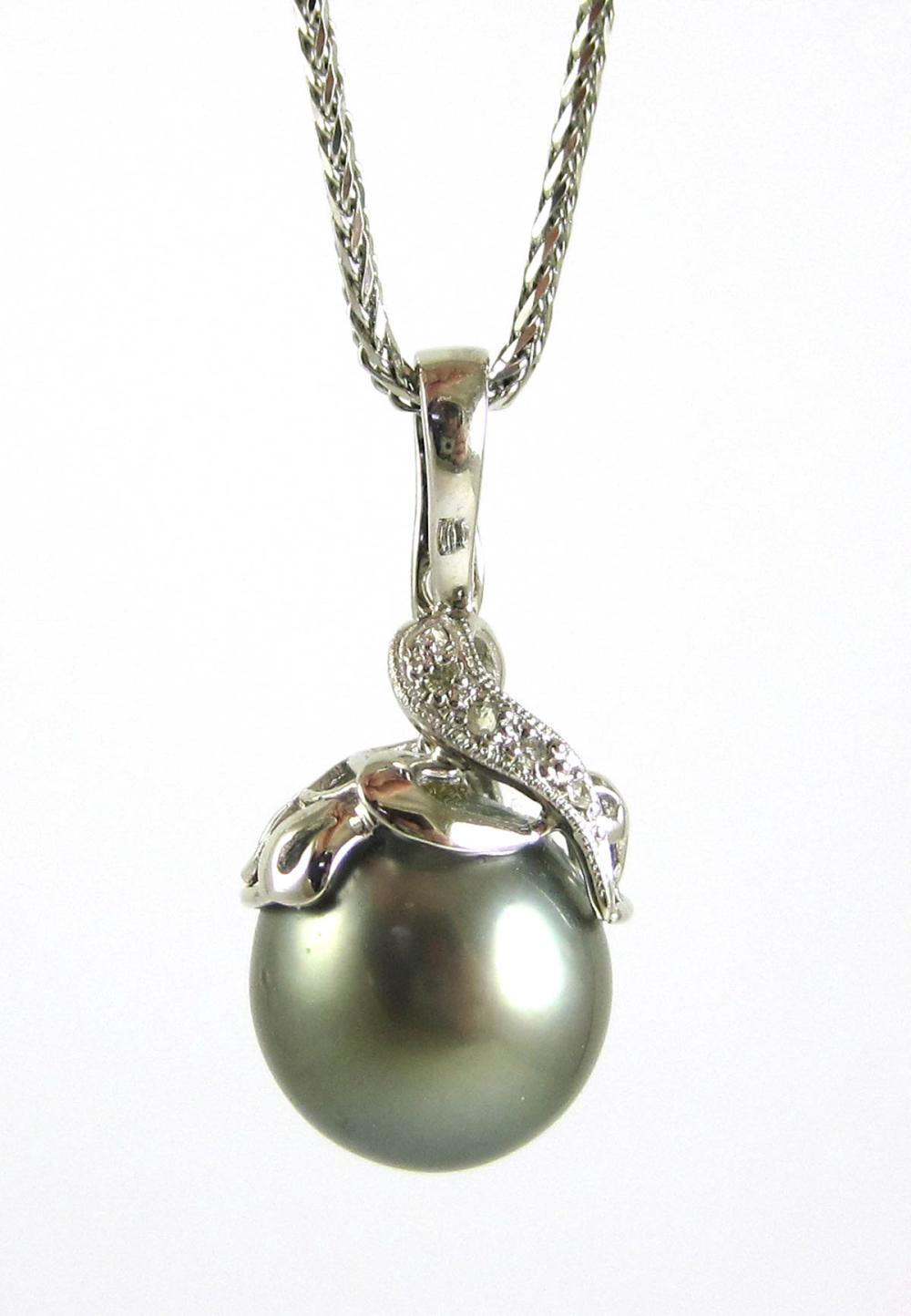 TAHITIAN PEARL AND FOURTEEN KARAT 315fb1