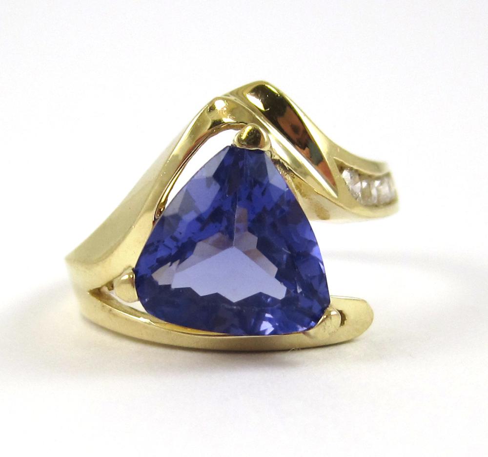 TANZANITE, DIAMOND AND FOURTEEN