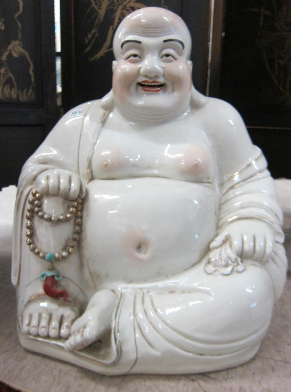 LARGE CHINESE PORCELAIN FIGURE 3160a4