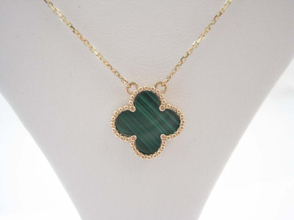 MALACHITE AND FOURTEEN KARAT GOLD 3160f5