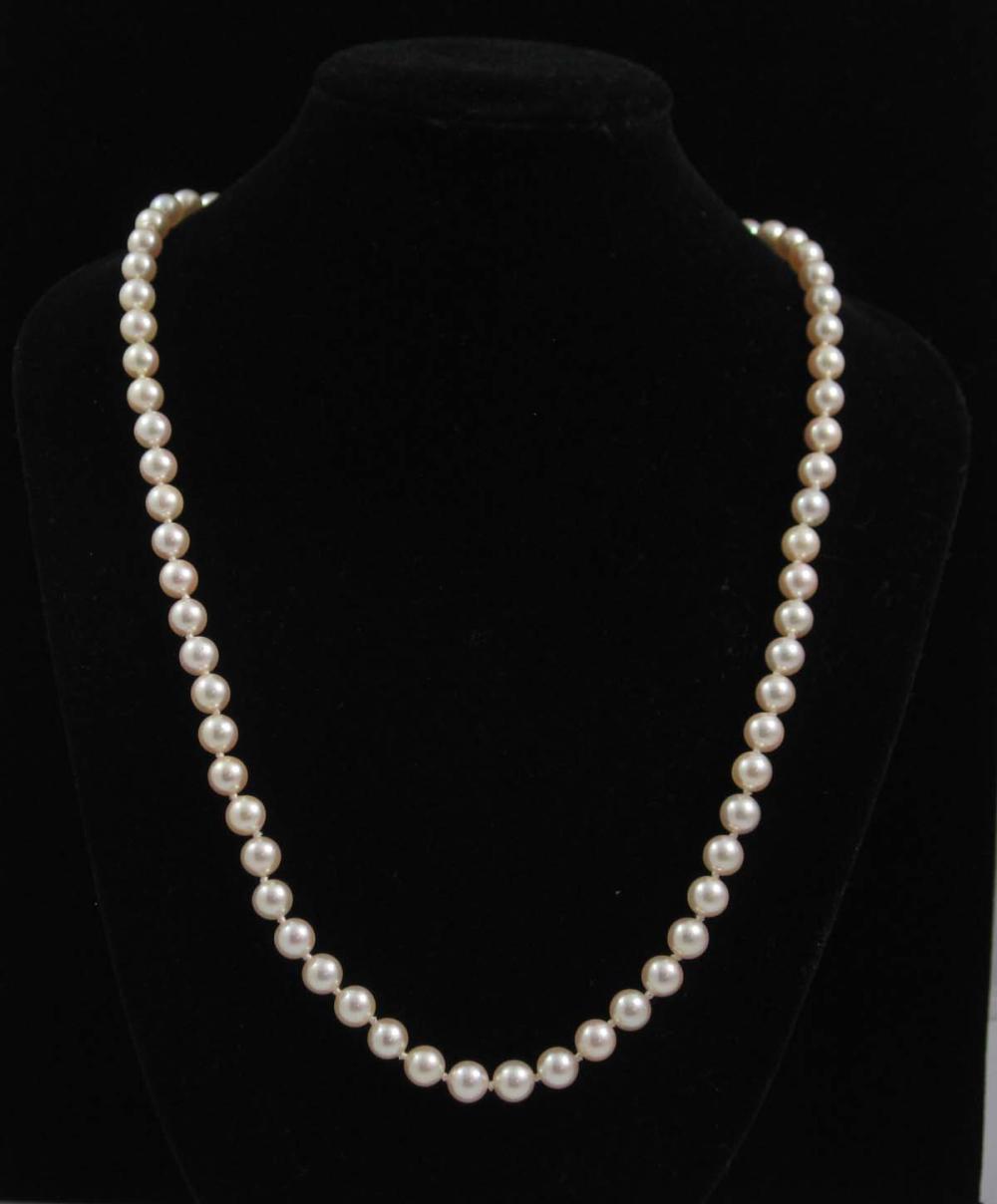 PEARL AND FOURTEEN KARAT GOLD NECKLACE 316192