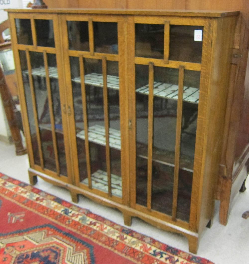 THREE-DOOR CRAFTSMAN OAK BOOKCASE,