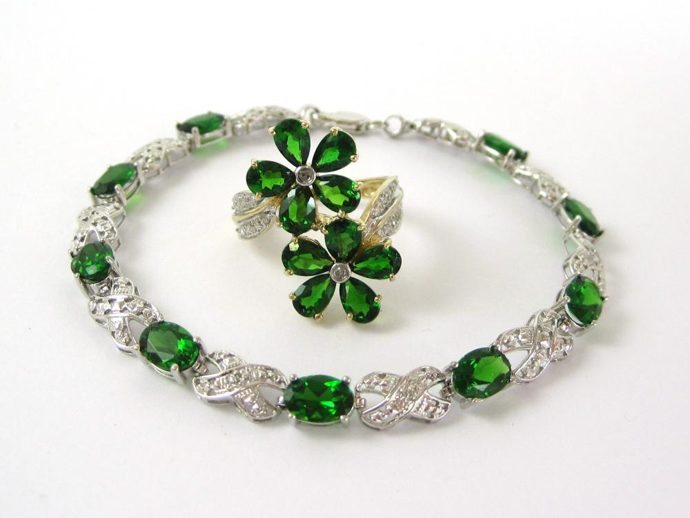 TWO ARTICLES OF CHROME DIOPSIDE