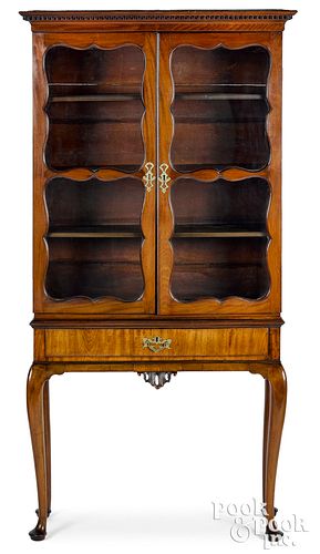 GEORGE II MAHOGANY BOOKCASE ON 316556