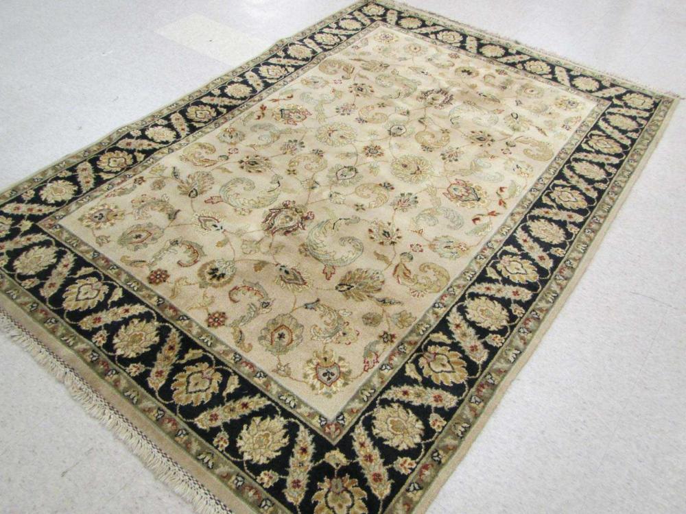 HAND KNOTTED ORIENTAL CARPET INDO PERSIAN  31663c