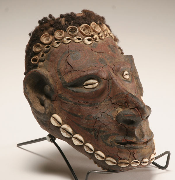 Oceanic over molded skull Papua 4f0aa