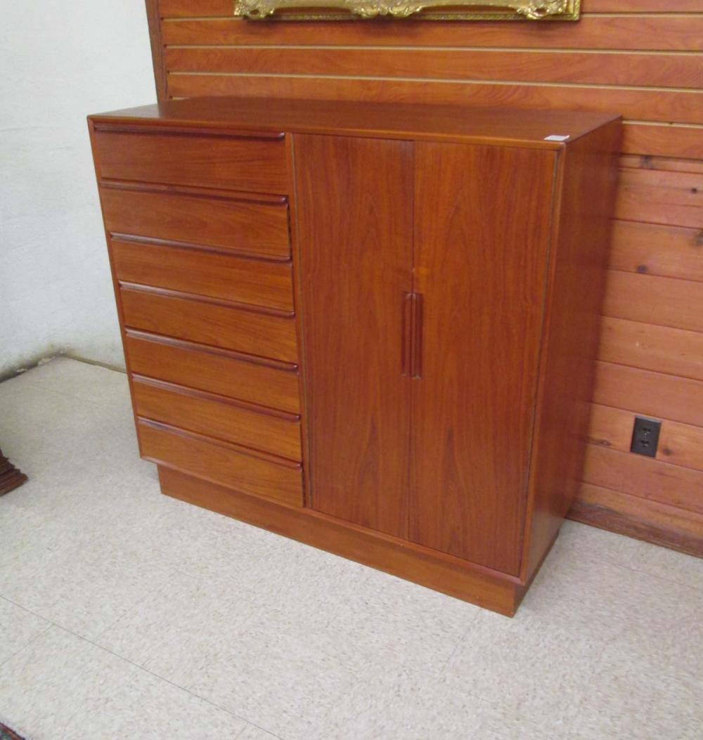 NORWEGIAN MID CENTURY MODERN TEAKWOOD 3166f5