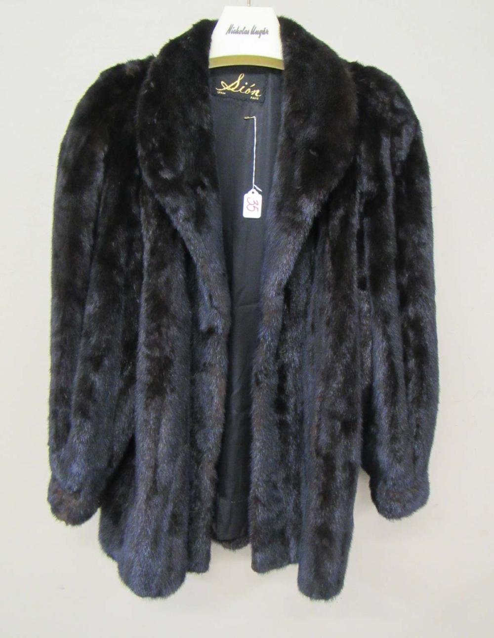 LADY'S MINK COAT, BROWN FUR, WITH