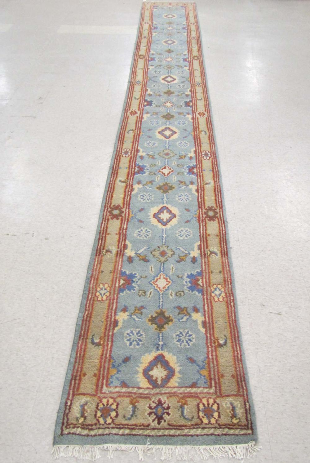 HAND KNOTTED ORIENTAL RUNNER INDO PERSIAN  316a6e