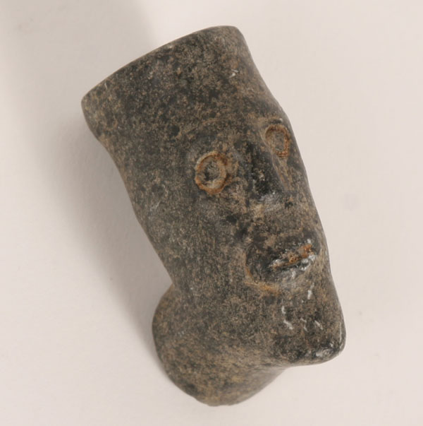 Rare prehistoric face effigy pipe;