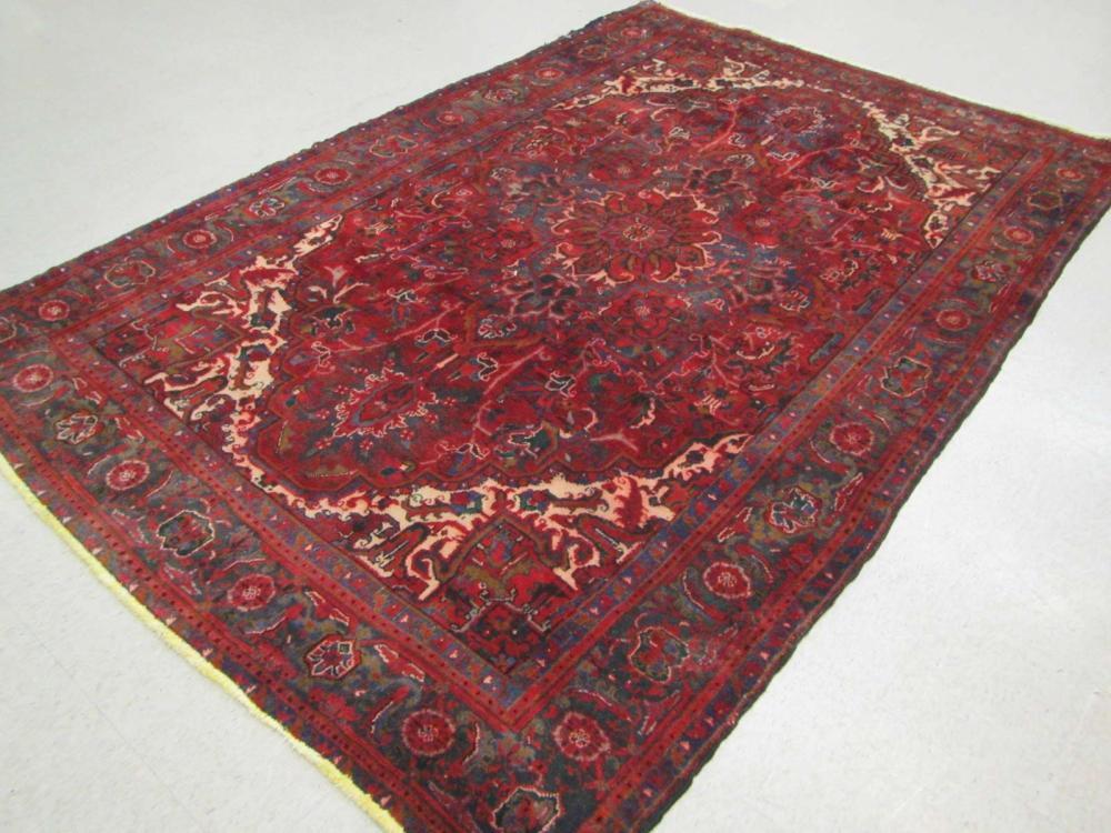 PERSIAN HERIZ CARPET, EAST AZERBAIJAN