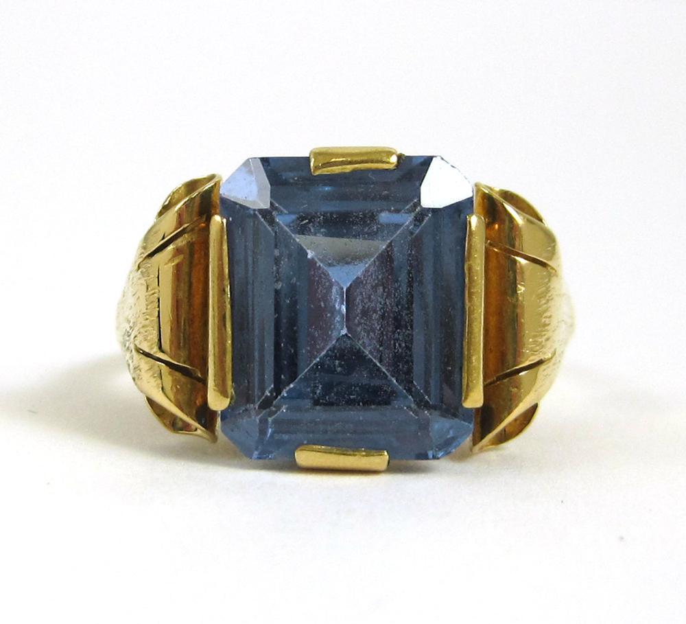 BLUE SPINEL AND FOURTEEN KARAT