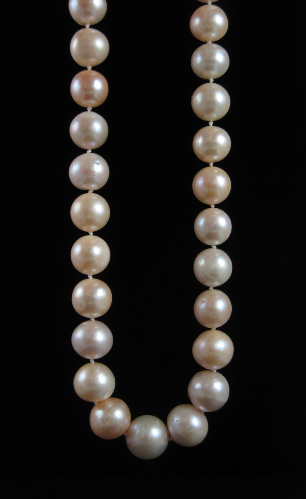 PRINCESS LENGTH PINK PEARL NECKLACE  316c88