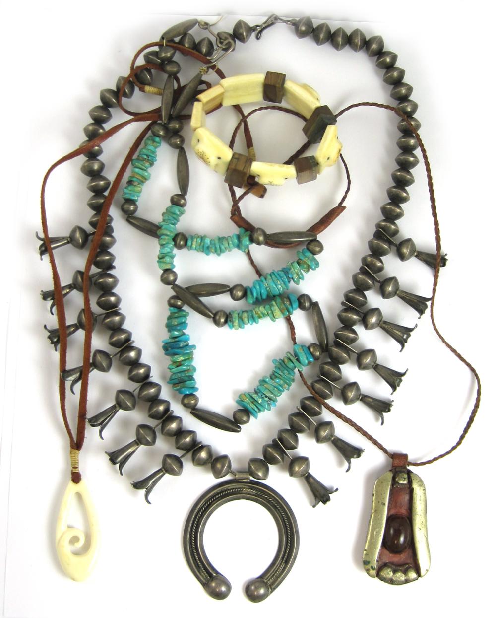 COLLECTION OF NATIVE AMERICAN JEWELRY 316c90