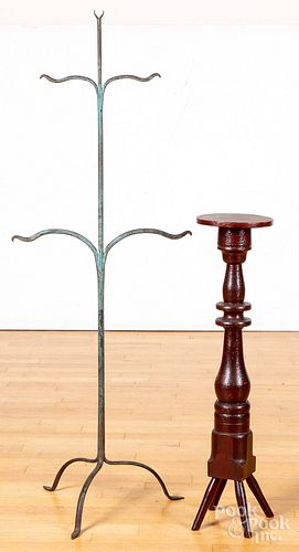 PAINTED IRON DISPLAY STAND TOGETHER 316dc1