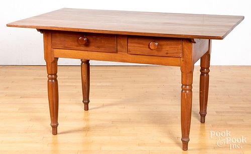 WALNUT TAVERN TABLE LATE 19TH 316dde