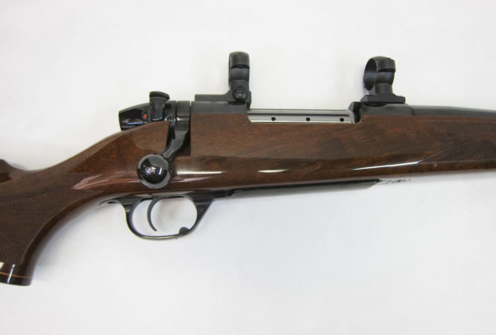 WEATHERBY MARK V BOLT ACTION RIFLE,