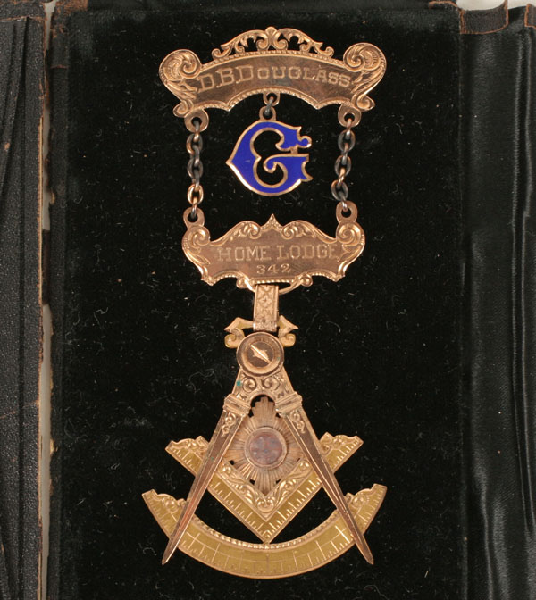 Gentleman's Masonic fraternal medal