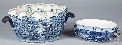 TWO CHINESE PORCELAIN BLUE AND 316ff7