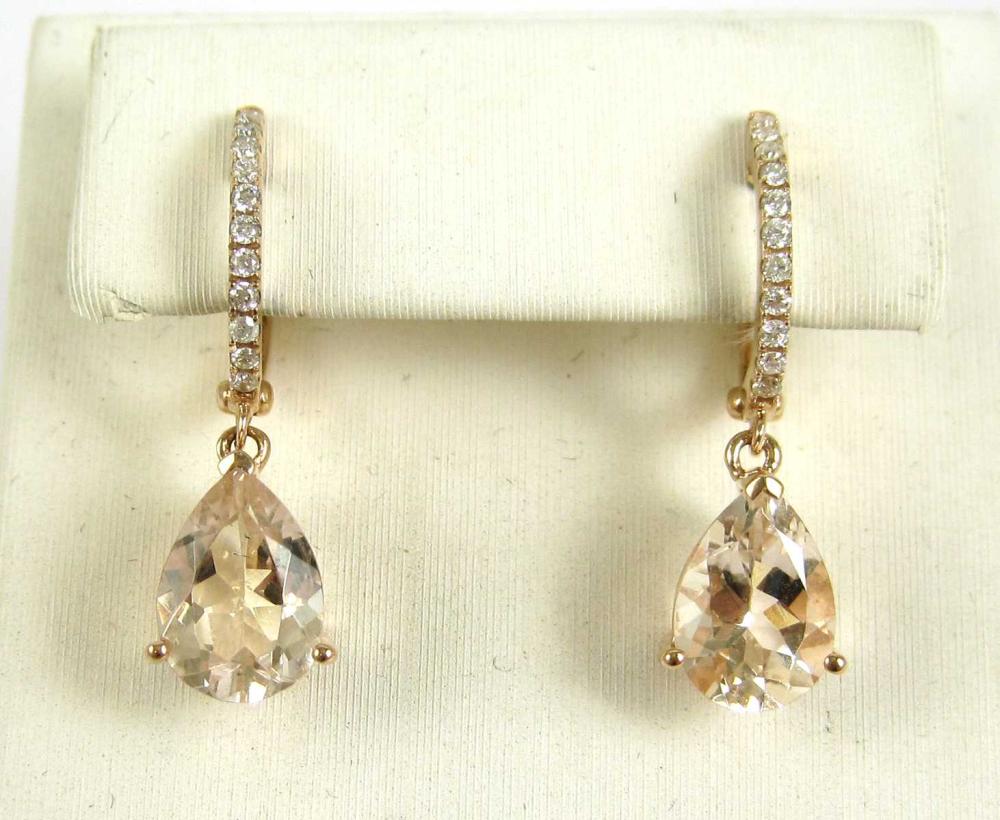 PAIR OF MORGANITE AND DIAMOND DANGLE 31700e