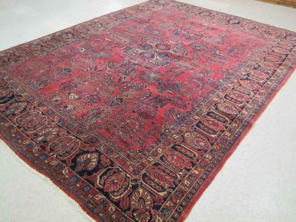 SEMI-ANTIQUE PERSIAN SAROUK CARPET,