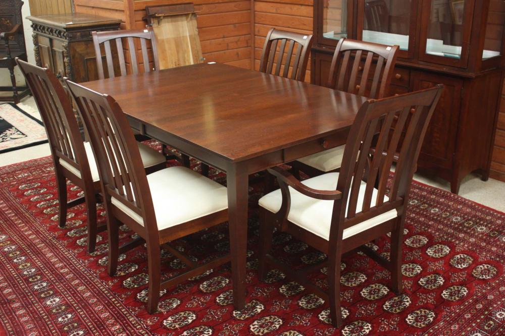 SHAKER STYLE CHERRY DINING TABLE 314d64