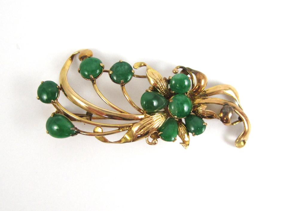 GREEN JADE AND FOURTEEN KARAT GOLD