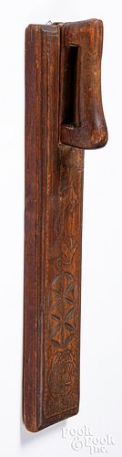 SCANDINAVIAN CARVED MANGLE BOARD  314dab