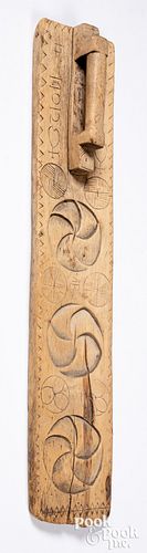 SCANDINAVIAN CARVED MANGLE BOARD,