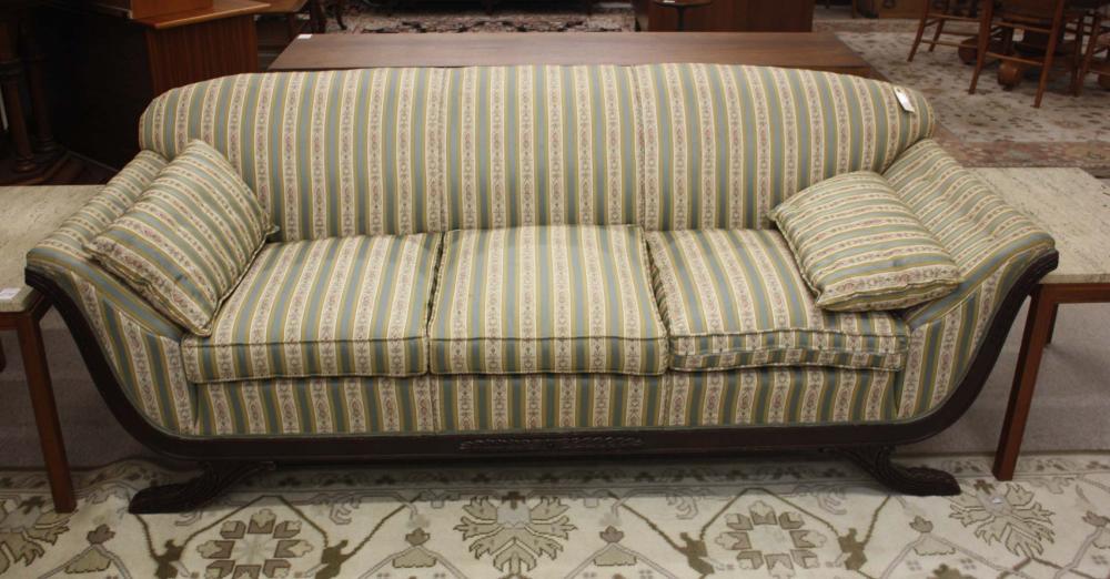 FEDERAL STYLE CARVED AND UPHOLSTERED 314e32