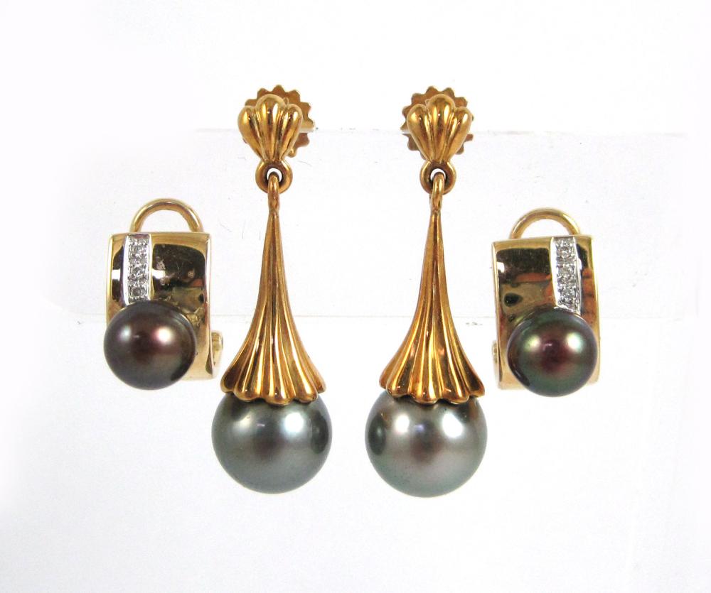 TWO PAIRS OF PEARL AND YELLOW GOLD 314e4b