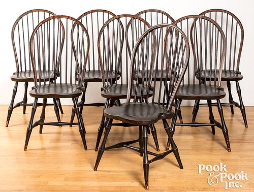 EIGHT BOWBACK WINDSOR CHAIRS BY 314ea0
