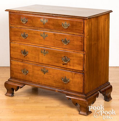 CHIPPENDALE MAPLE CHEST OF DRAWERS,