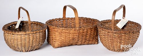 THREE ANTIQUE SPLIT OAK BASKETS,