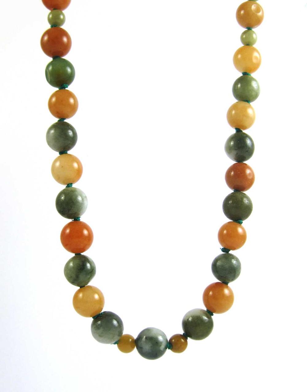 JADE AND STERLING SILVER BEAD NECKLACE  314f12