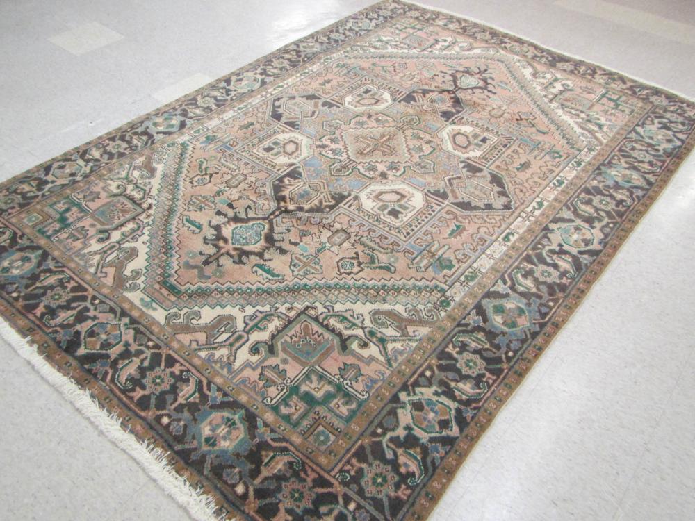 SEMI ANTIQUE PERSIAN HERIZ CARPET  3151e5