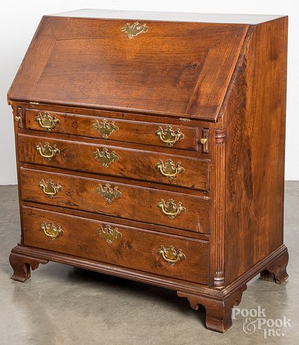 PENNSYLVANIA CHIPPENDALE WALNUT 31531e