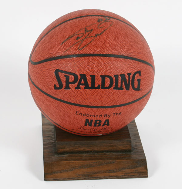 Shaquille O Neal autographed basketball 4eeb7